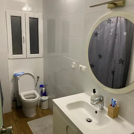 ホームステイ Casaalicante Private For Up To 5 People Zentrale Ac Bedroom Klimaanlage アリカンテ